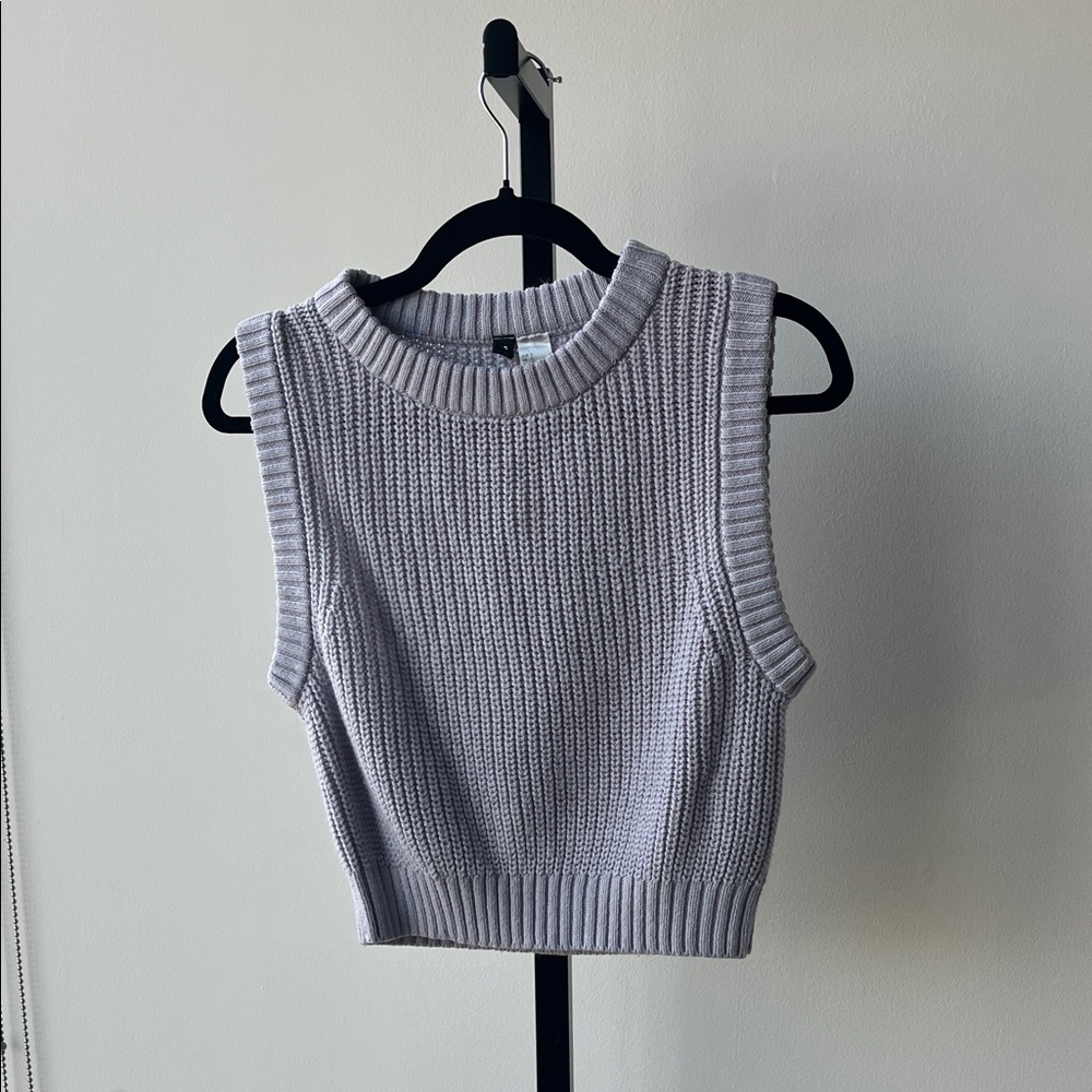 H&M Light Gray Knit Vest